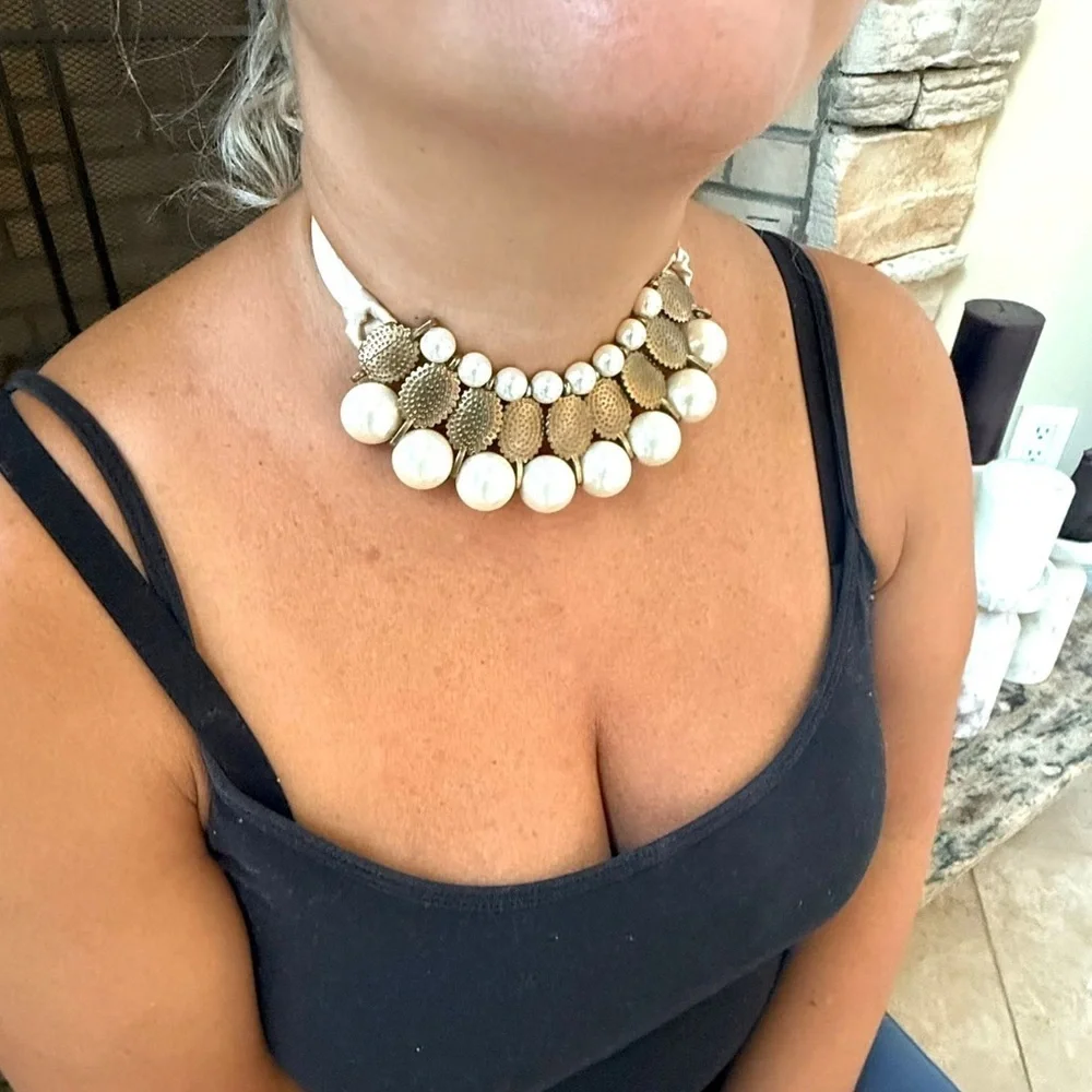 🎁  Unique Designer  Faux Pearl Necklace Choker Reversable. Cambodia designer